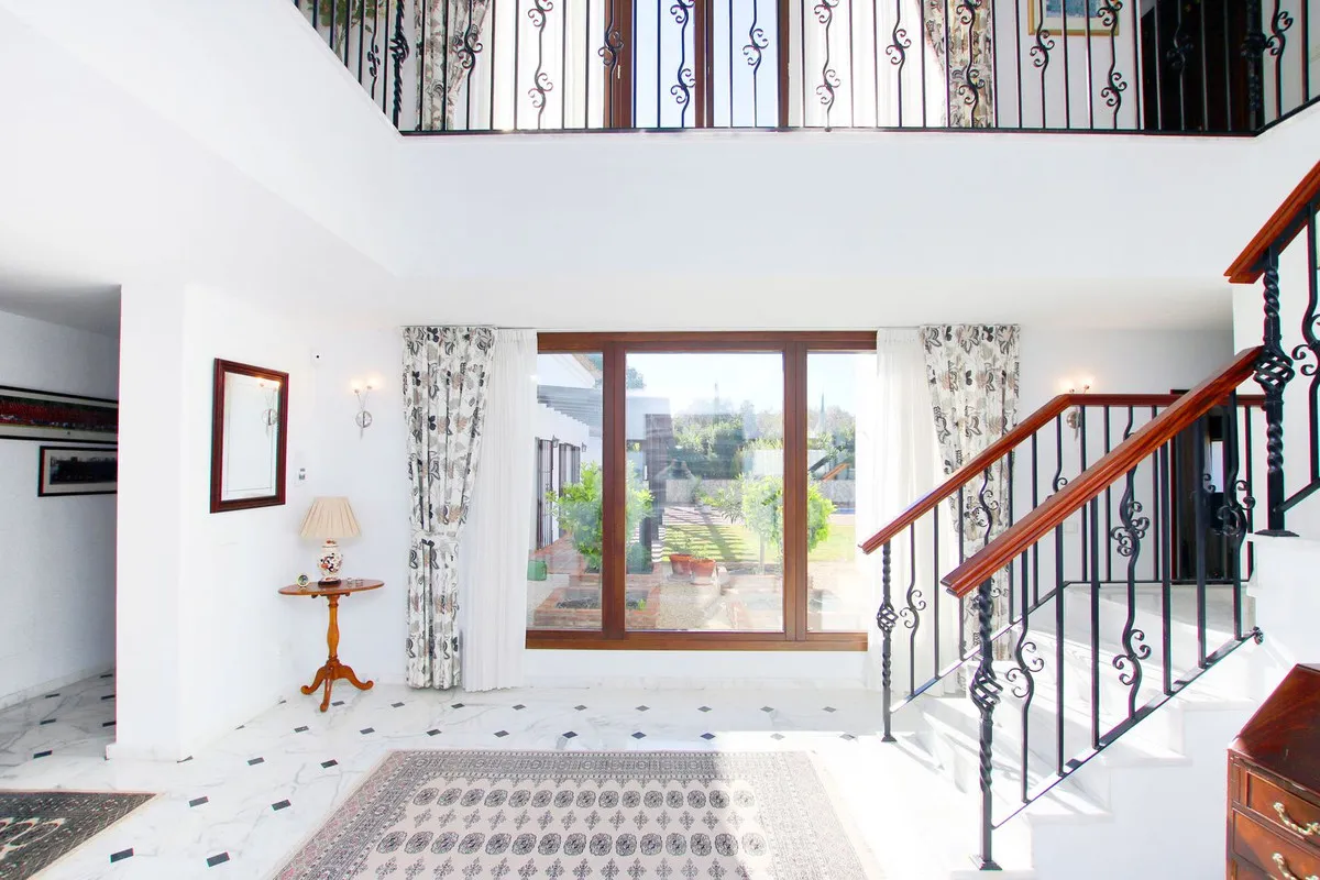 077f993c-e8f9-4bff-99da-e9082d12190a