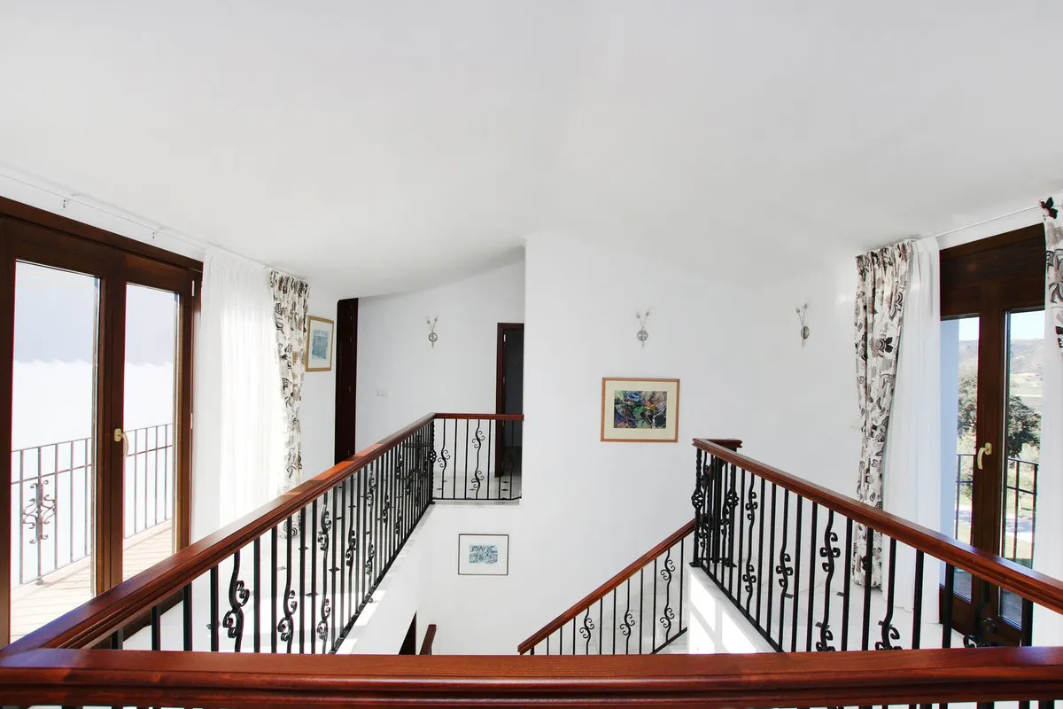 09944aab-021e-4135-8e22-bfc5b4fe0011