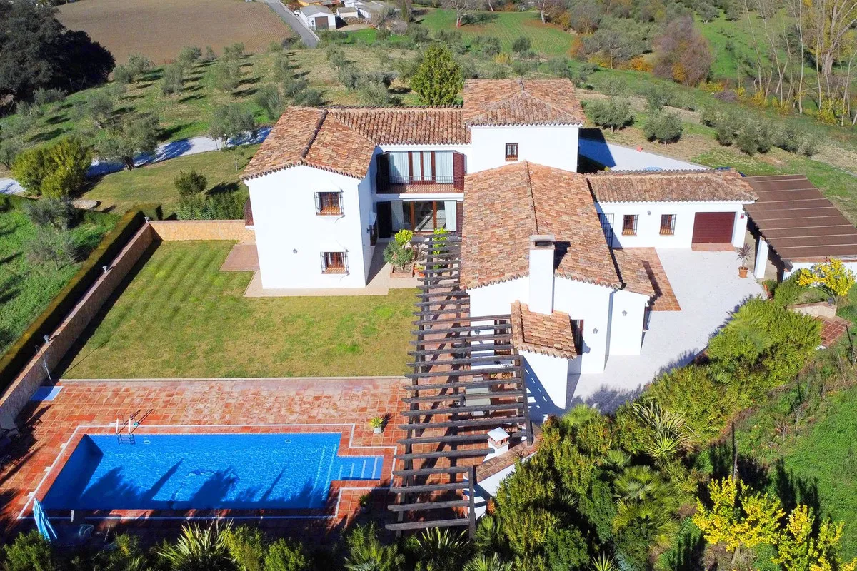 a936a287-fea9-4a49-967b-78a04f7d96d8