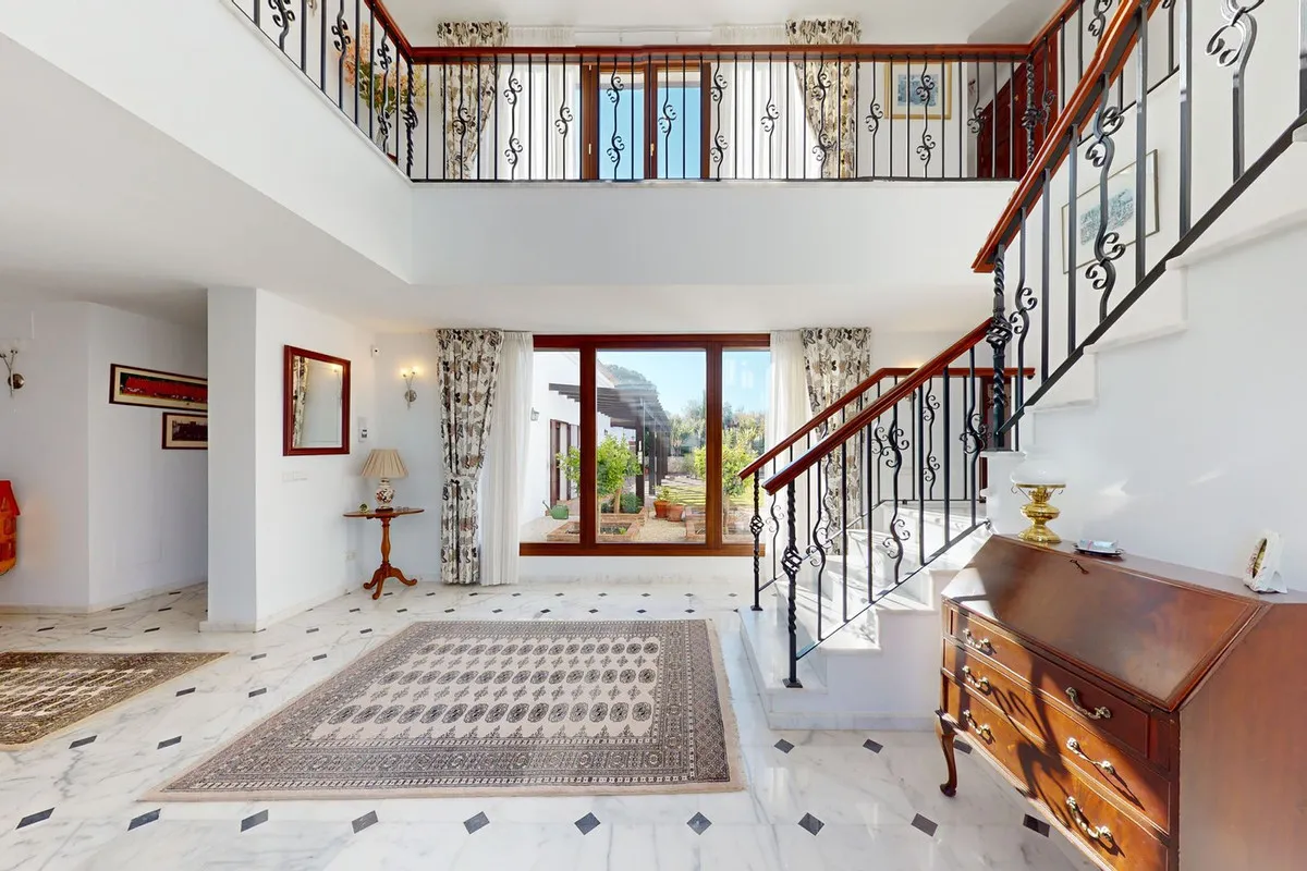 c921edc1-9138-4602-890e-74a5fab41f0b