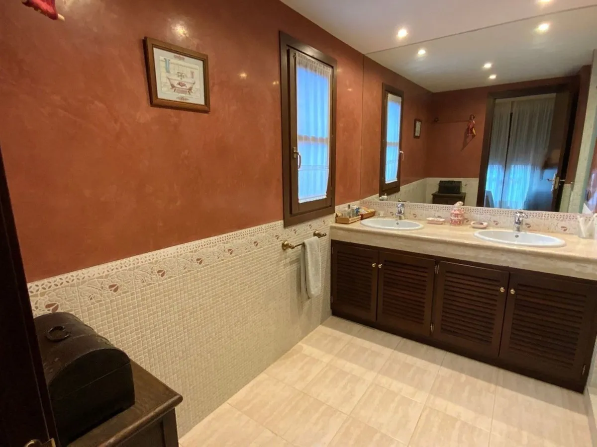 e18d8c2d-fa74-4fd2-a9d0-8b56c2647e25