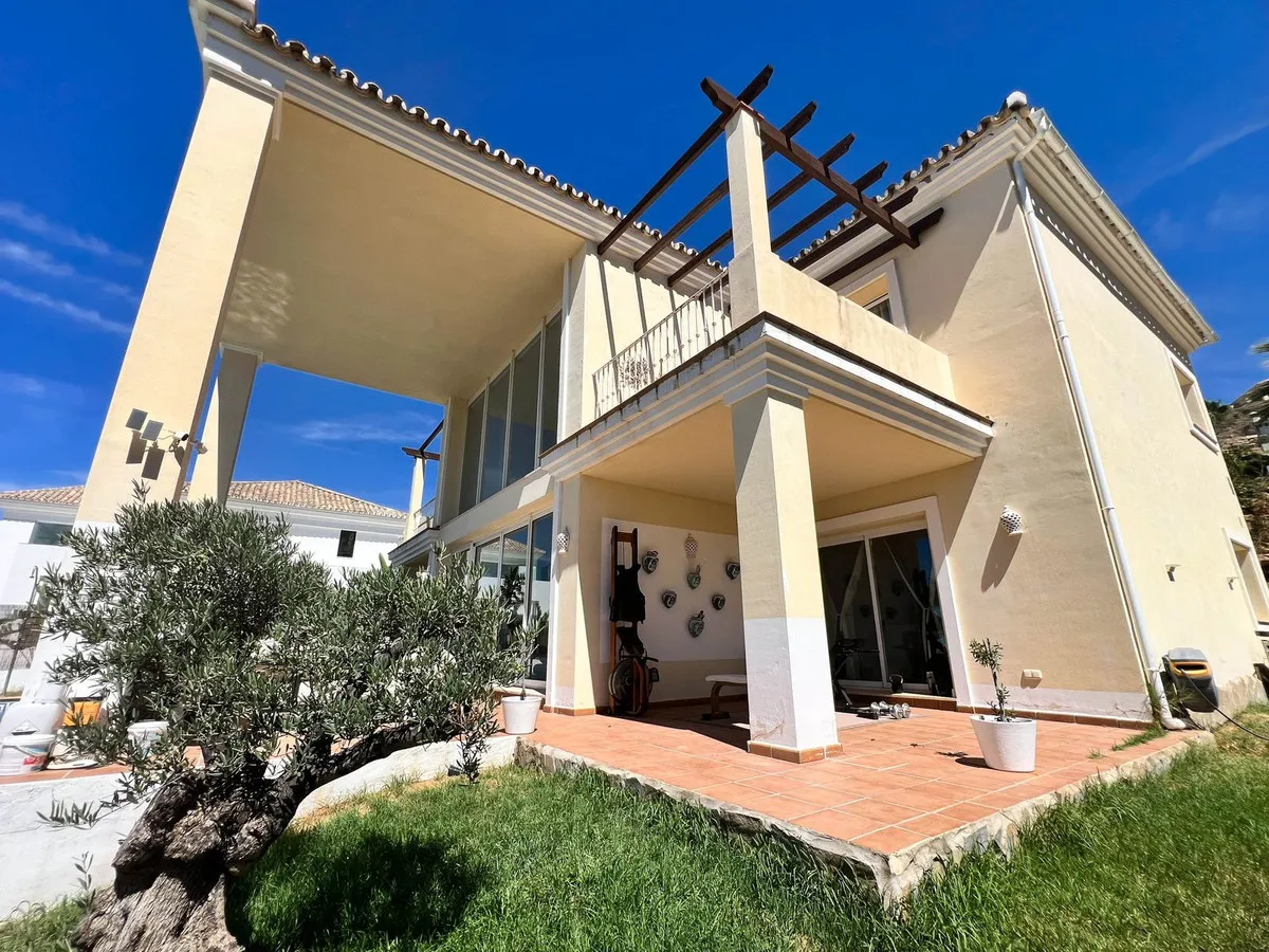 f308947b-7649-46a1-b0fa-72f80c4093b0