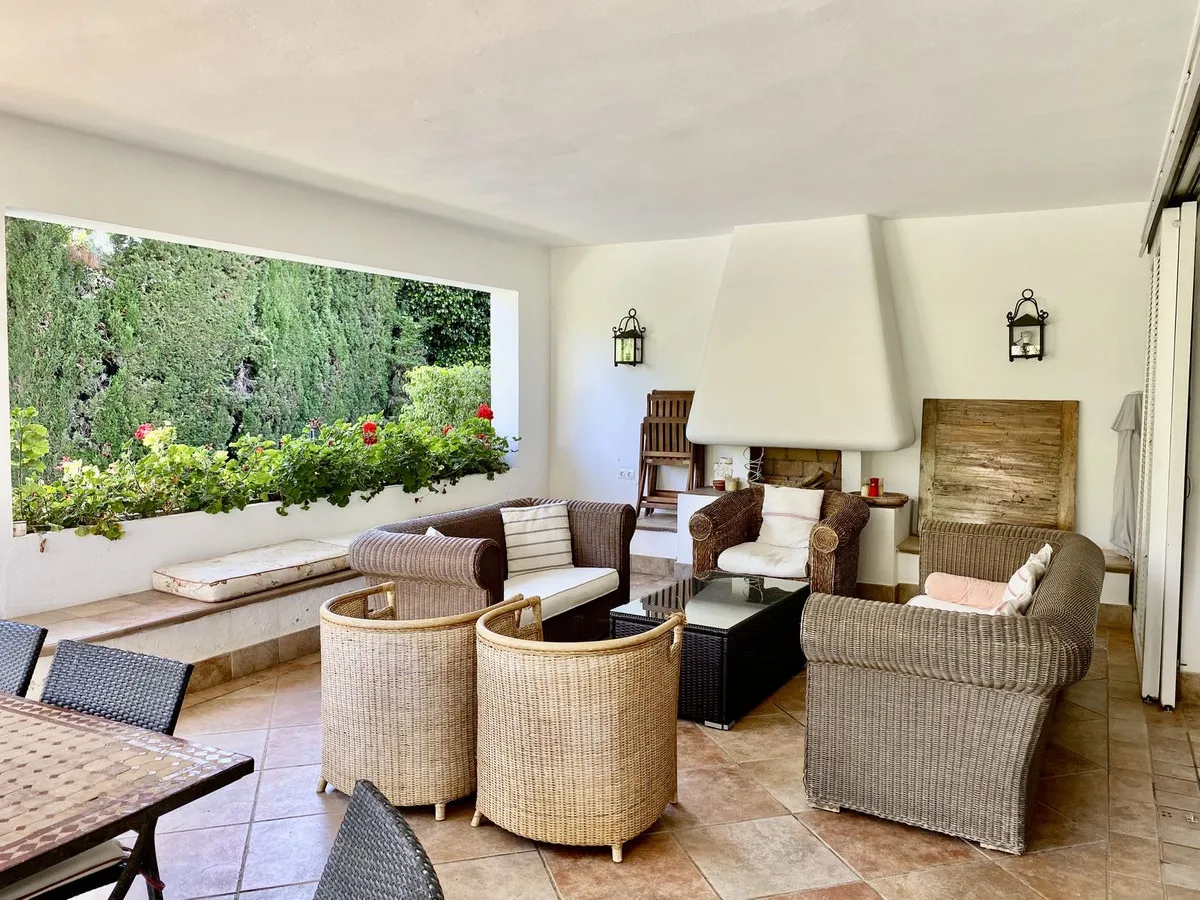 1a187c70-d927-4b61-8d8c-30e6dc1b8ad0