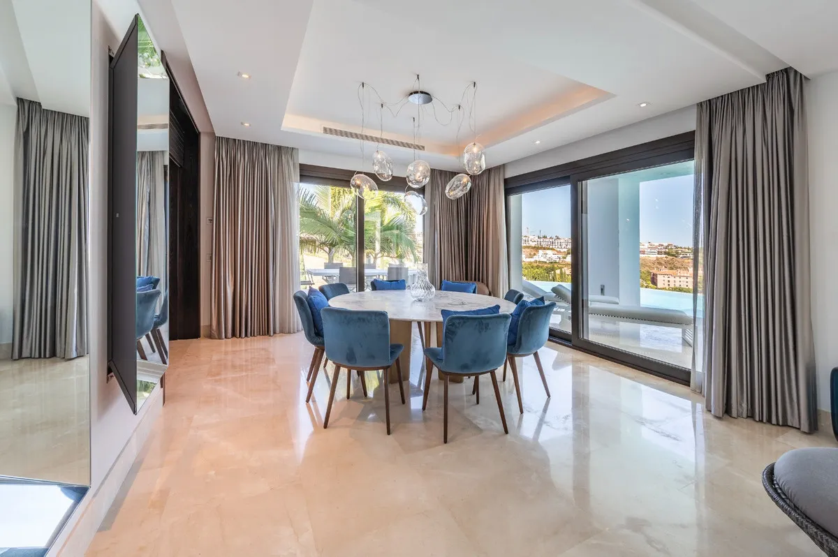 2d789f12-4322-43c7-abdc-f18cca02f9fc