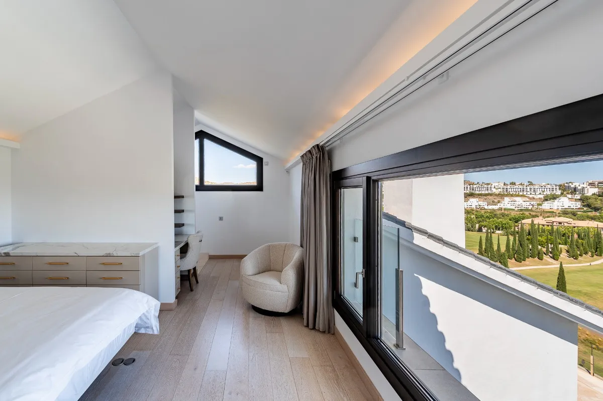 4922b086-da25-481b-97e4-7108cd53da39