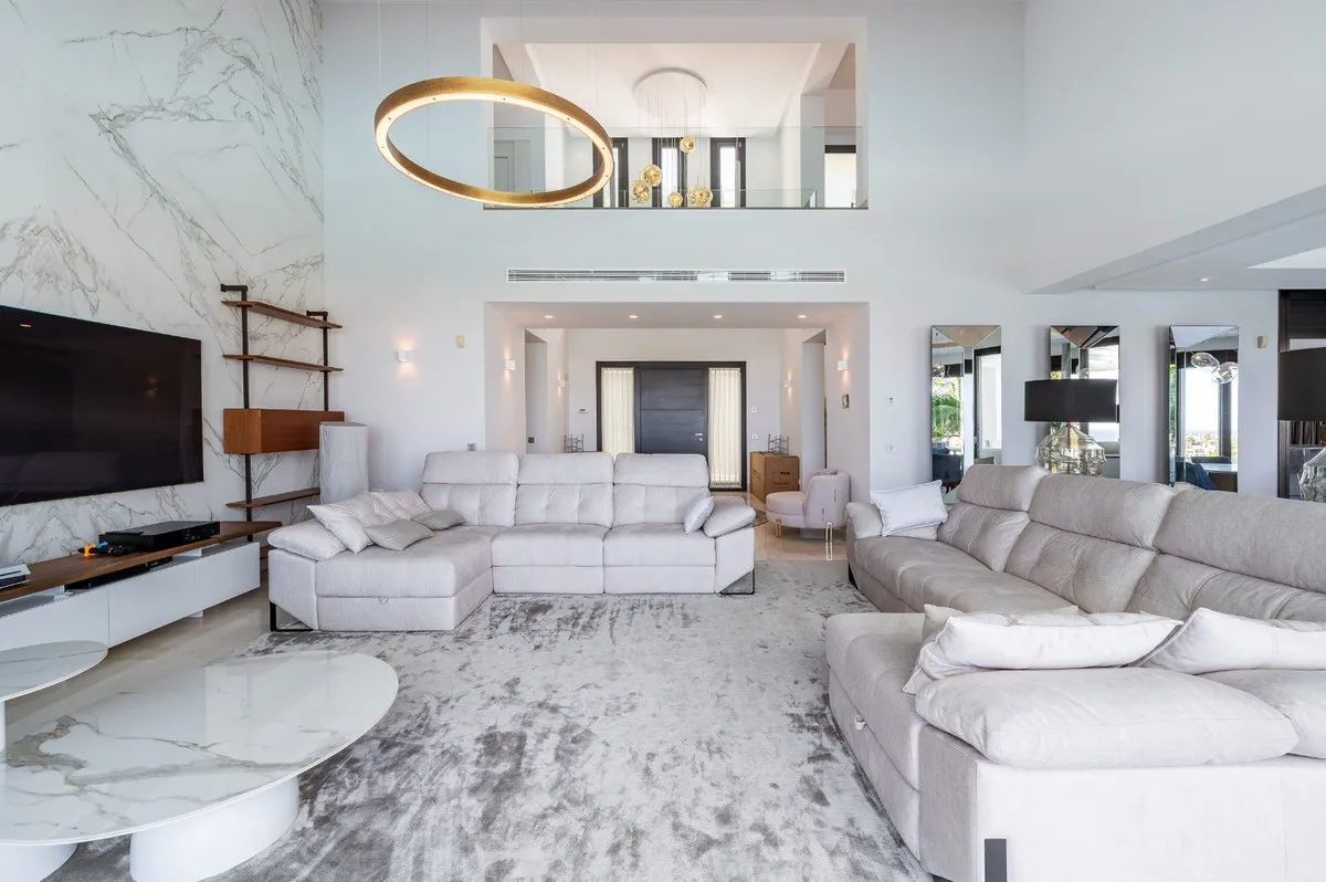 c7ed4c11-87cc-4fd2-8ee3-0aea7d6e5607