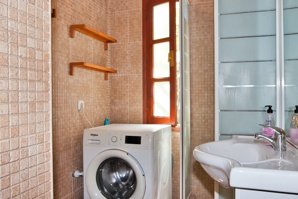 7ba34eb2-fa21-4adb-915a-042999fe1d7b