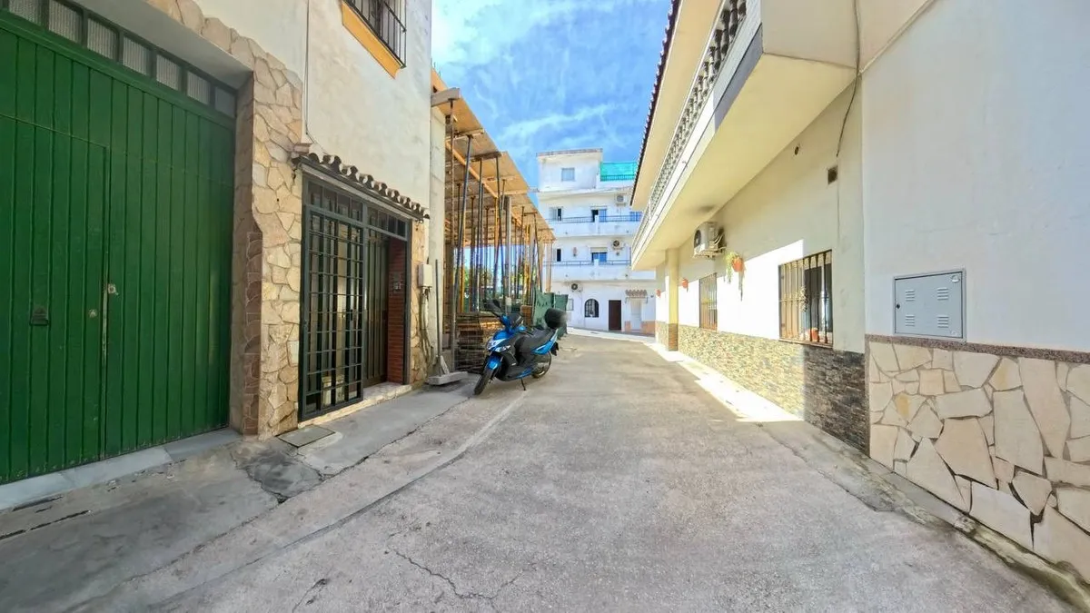 2f474416-a975-4462-93ac-664bdd0f083b