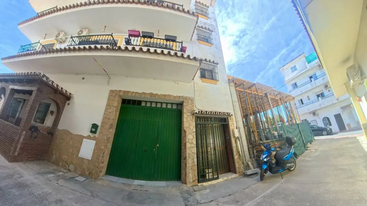 6b2e7c9d-a0ab-4be1-b467-795fa7b838ee