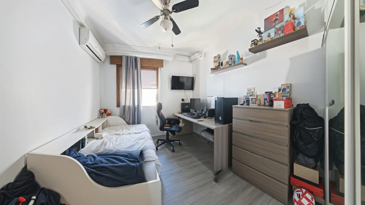 a15d7ff2-aa01-41f3-8a0f-ad215f9b1d92