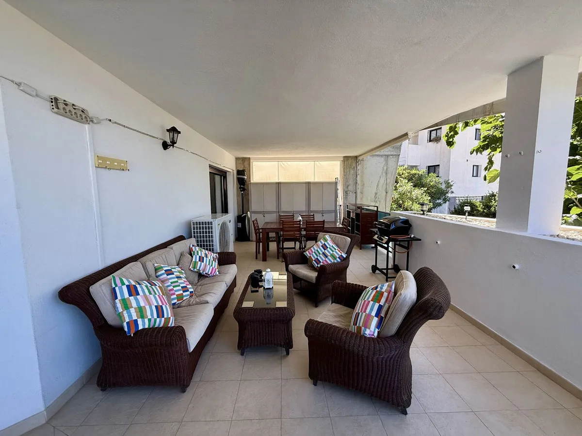 8db37a86-9962-4eb6-ab83-004a805b5fb7