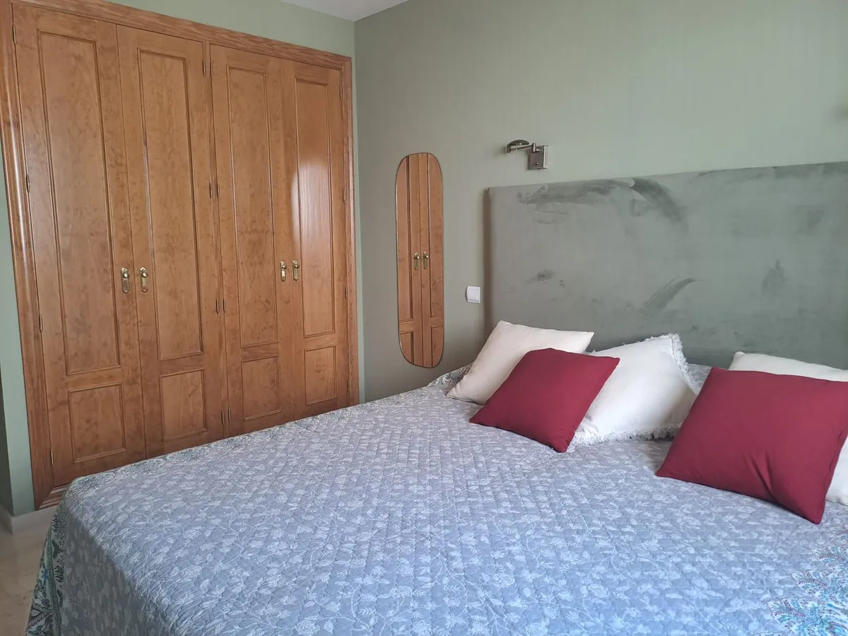 b1acad1b-c01a-4baa-85c5-ede932bebc29