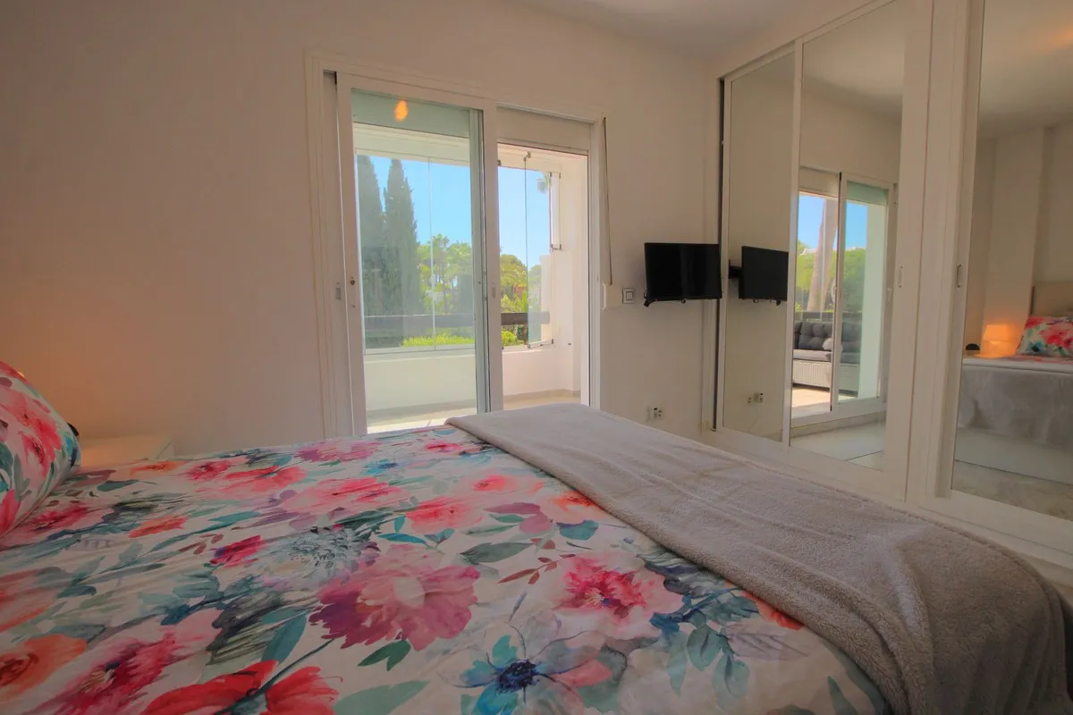 48290690-0b68-437d-b457-4c85a8bebb8e