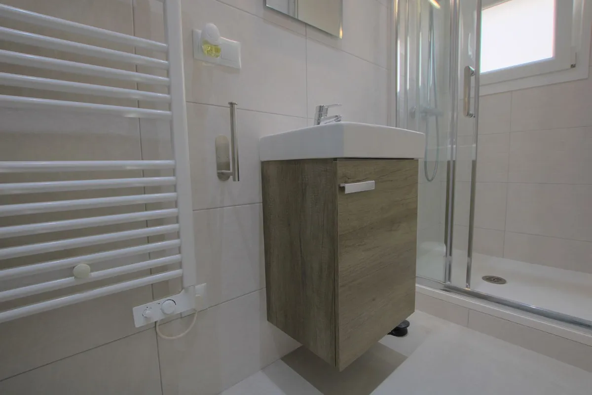 81f2c051-601b-4ad6-8c22-a033528246a8