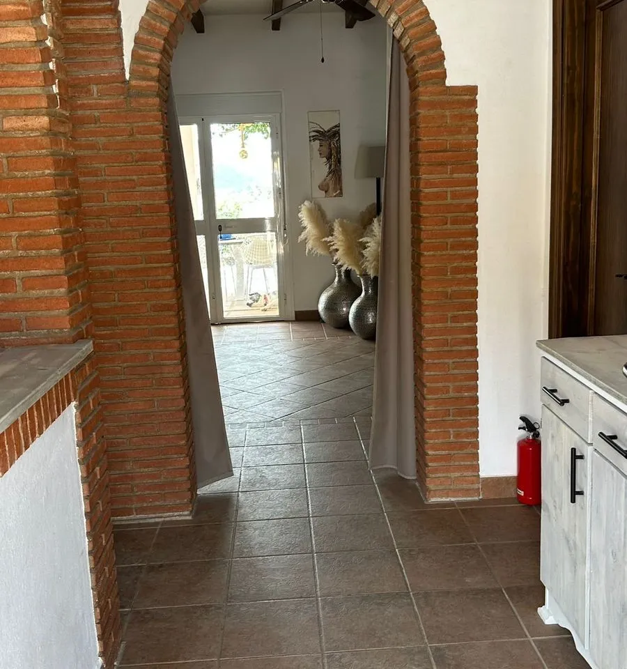 9c96883f-b69c-4b01-9f8b-95123133180a