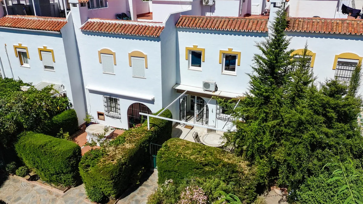 517a8198-755d-4e68-aec6-d8f75c78d69f