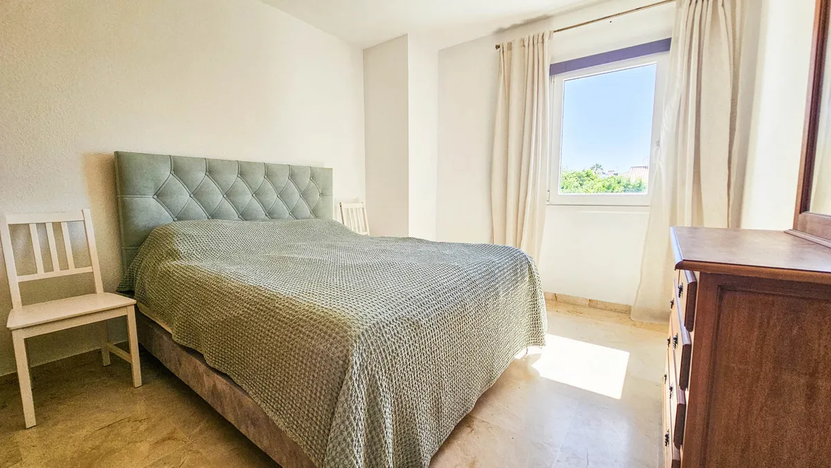 60bd547b-d152-4b2f-994d-2c18799121e1