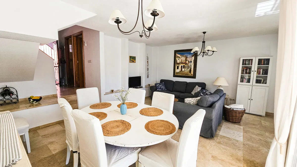 70885cdc-9574-40ab-8437-0809831c8909