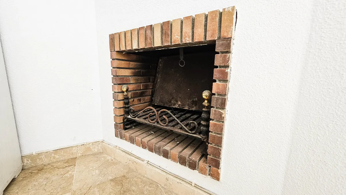 954f839b-77f9-458e-95e2-f3487df3fc50