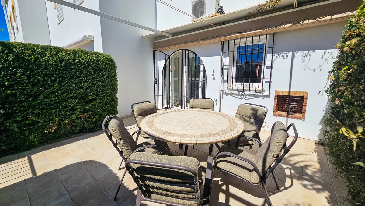 e51db953-49c7-4841-8efb-5ad787e16f16