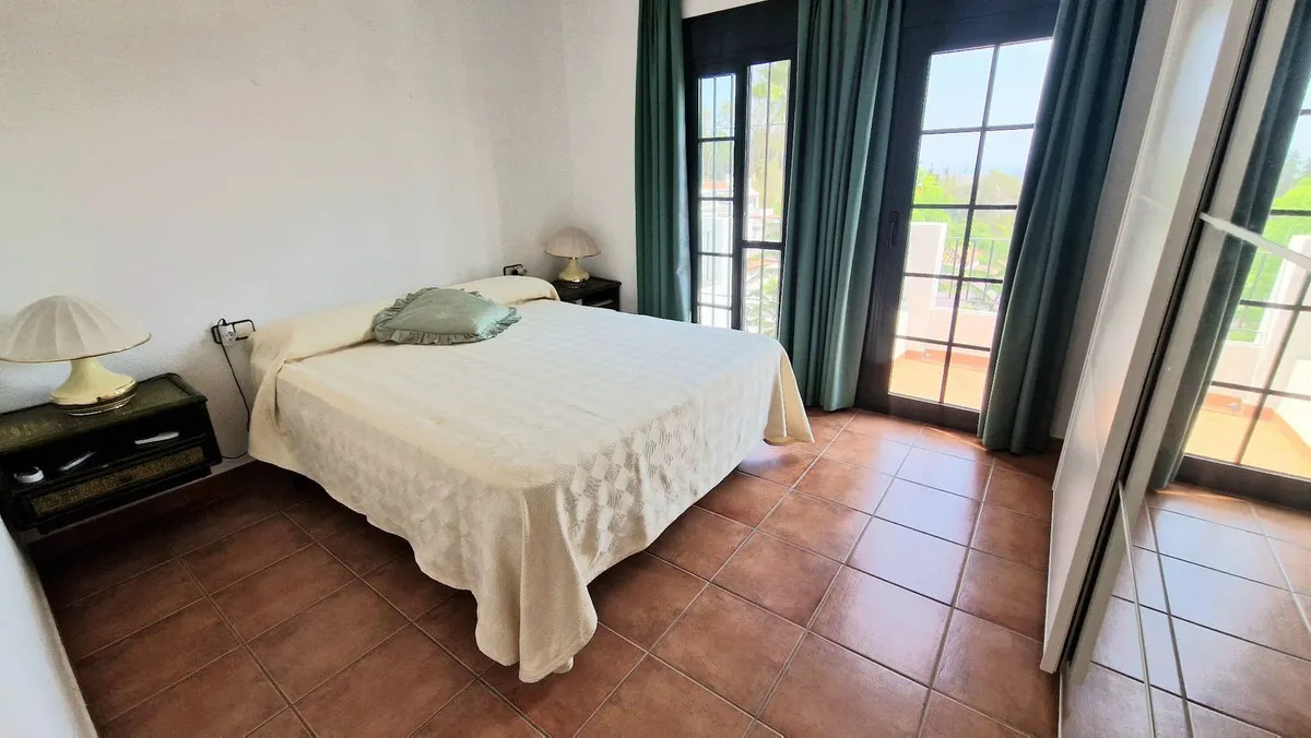 50b11dd8-5a33-4acc-b1b6-9fabef295786