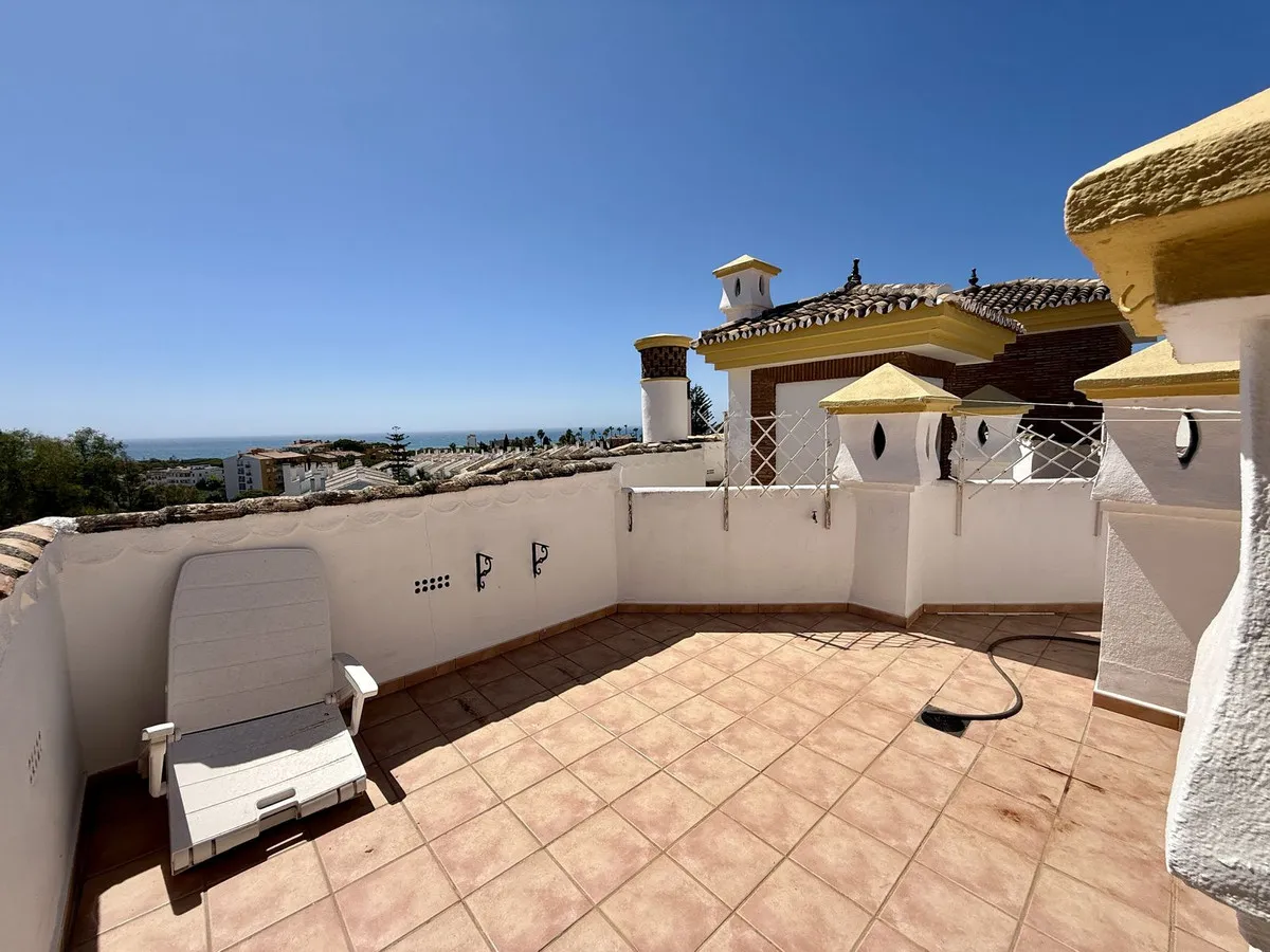 97750272-7cfc-43c0-bb50-427c7768b25d