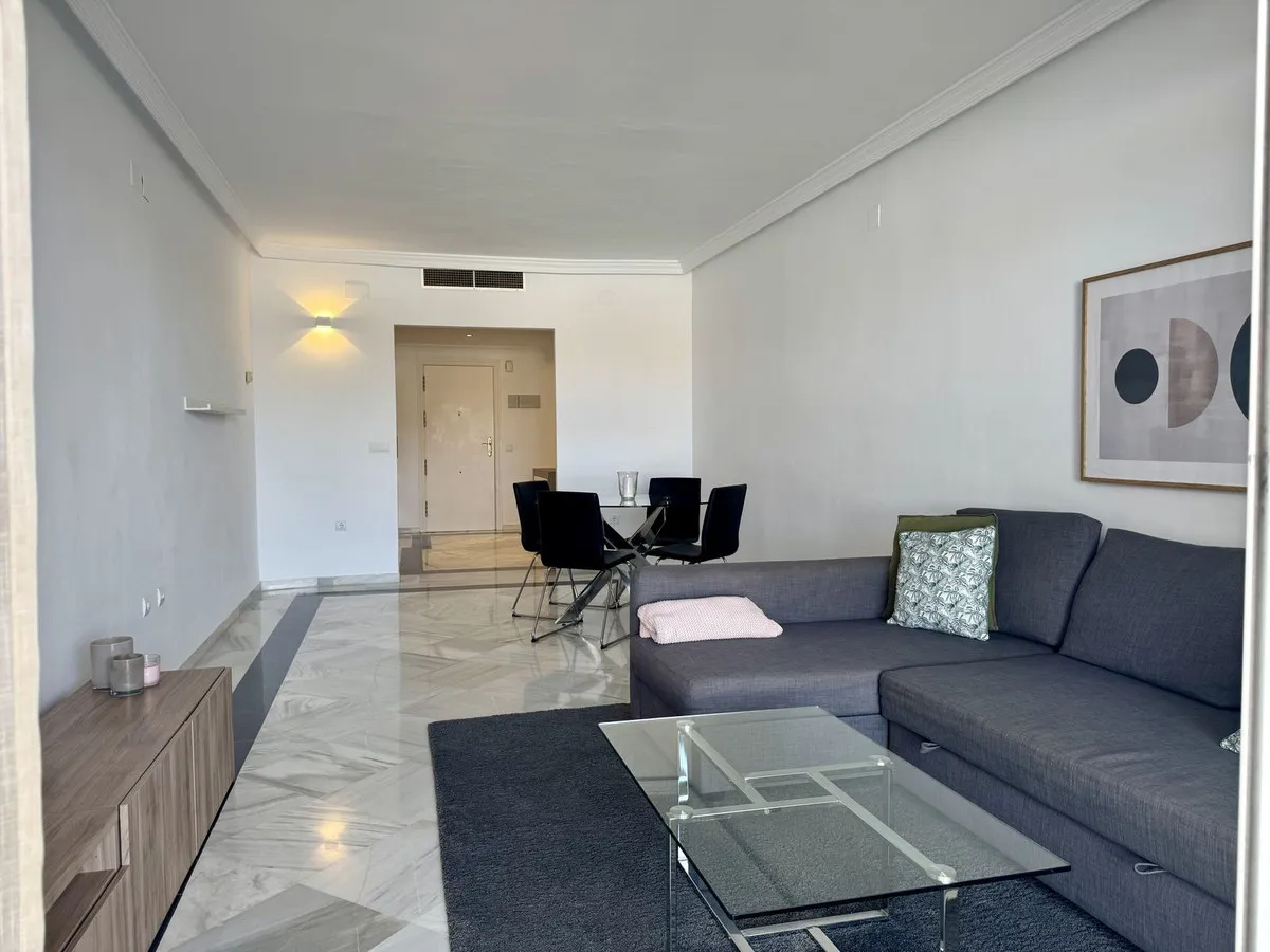 e3fa29aa-d16c-4b4d-8e72-1a07f2e67302