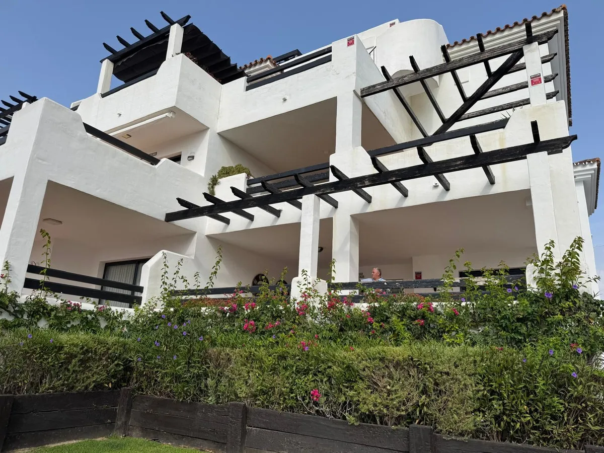 da8ad10c-8358-4148-822f-acd960d6322d