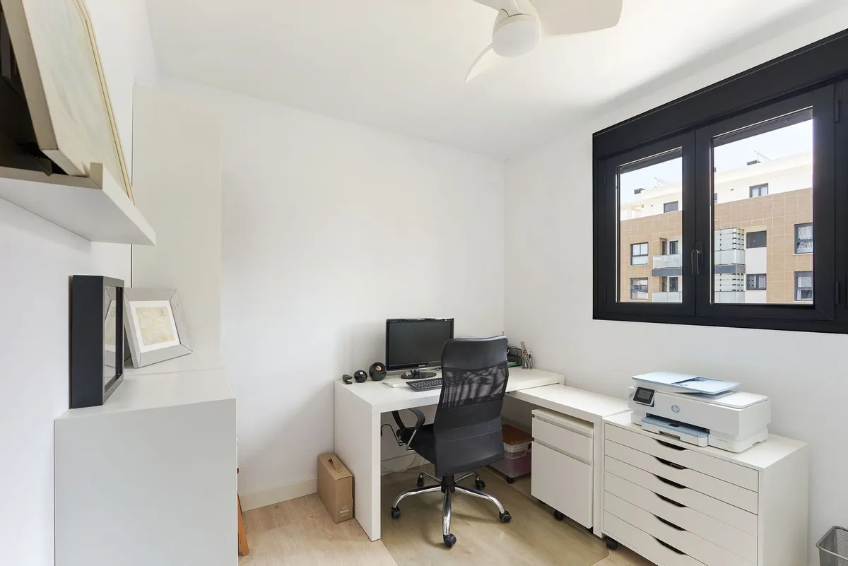 13a8141f-27b3-4c25-9f88-35c49bd94aae