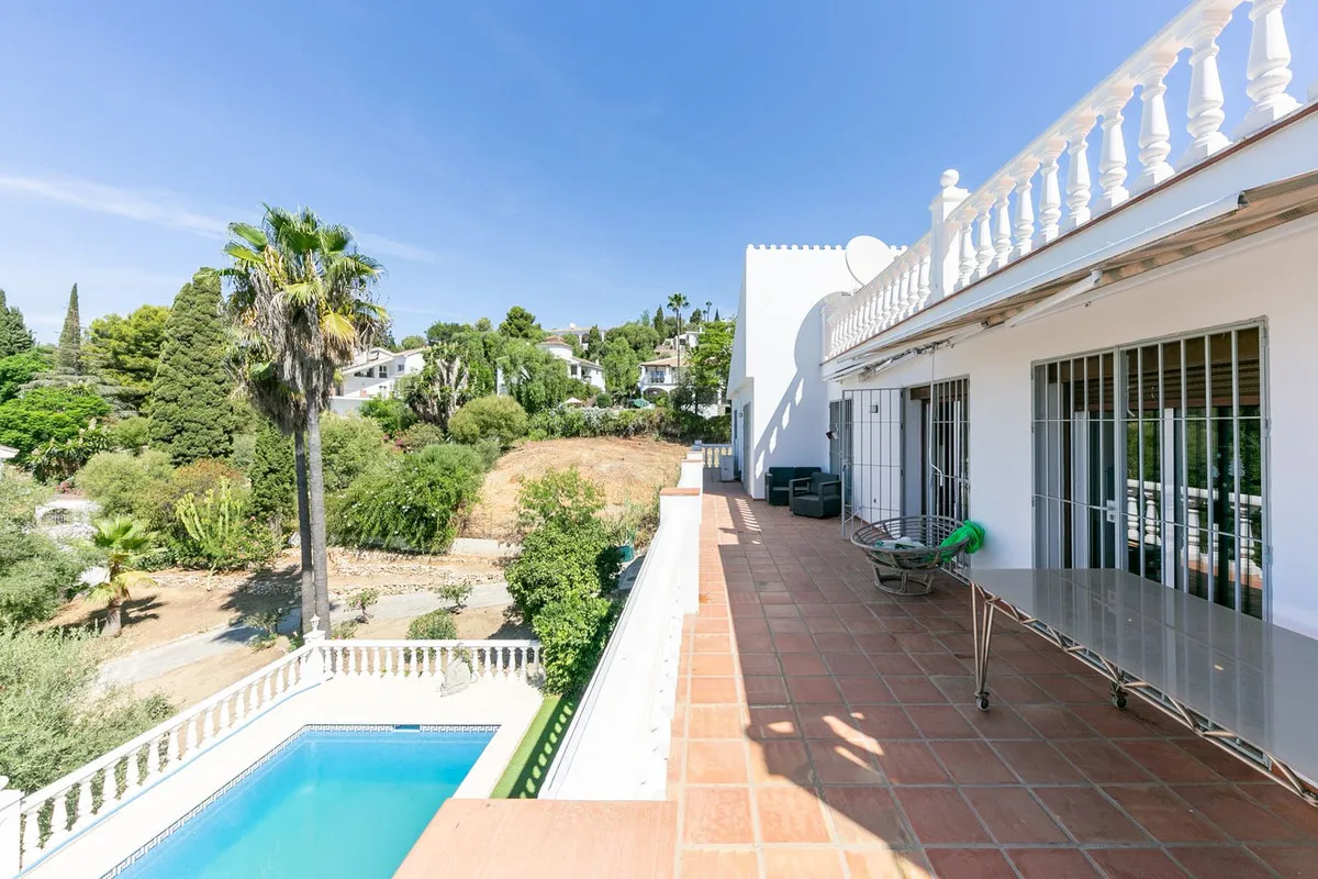 2a5429d3-10a5-4310-a8d8-472d676fa5db