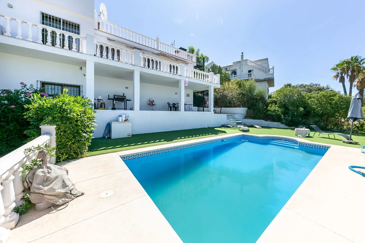 5fc18bf0-4534-40b3-a5e2-181de17d283c