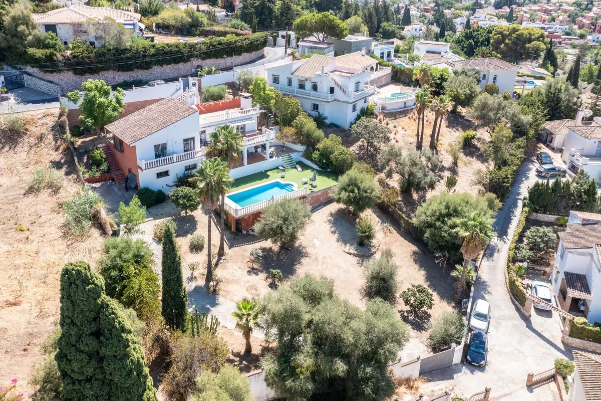 741db9f2-5beb-4e70-884b-69589b63fc56