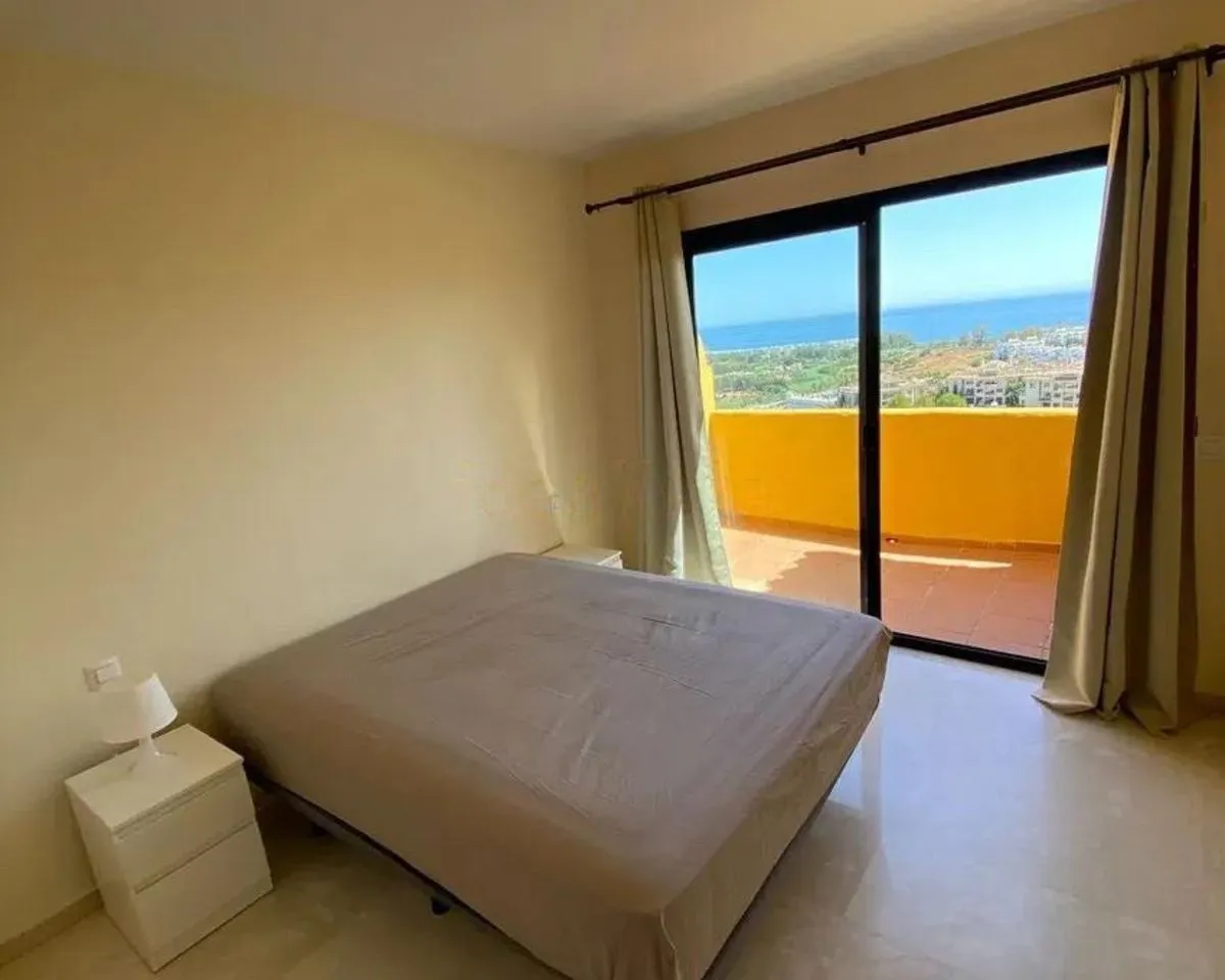 146fb4f4-b2d5-41d0-abf5-55bbcbf9c863