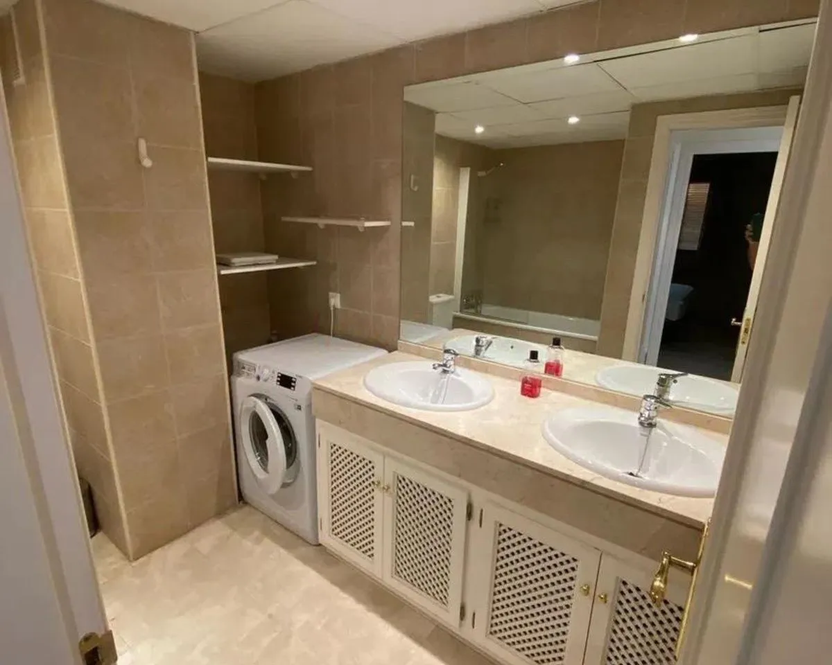 3e5b6517-f558-4c51-92da-3087c88ec209