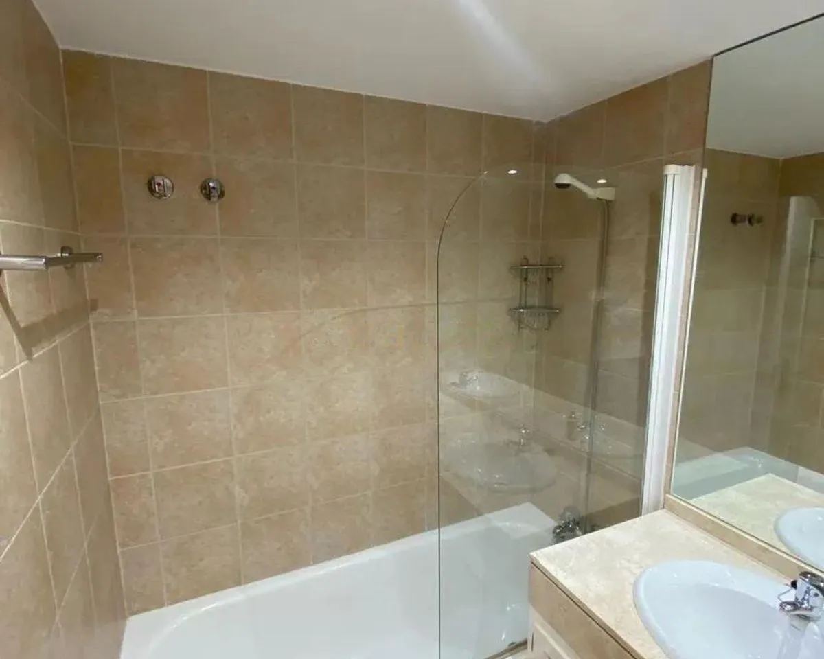 d759945d-9704-49cc-9917-d1853f2ab98d