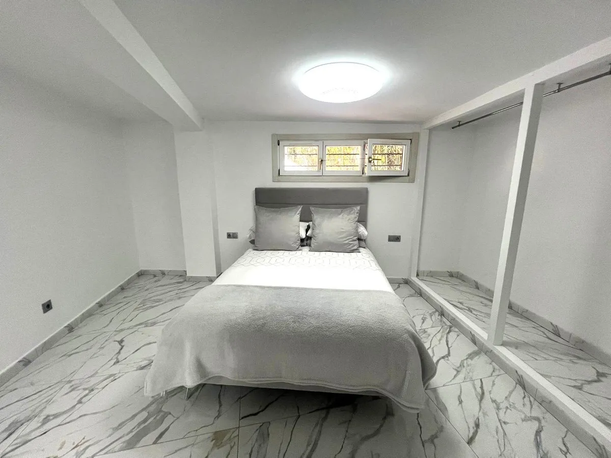 a5a81857-89f4-44c6-9331-a2892cf5e473