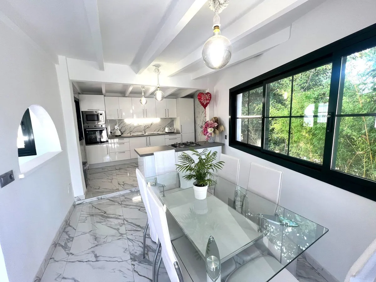 c011ef4b-192c-4192-b549-db4143261746