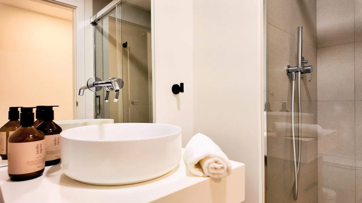 b0ef66e4-485c-4351-9cf6-845a0ff428c2