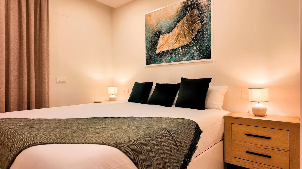 b4fb0908-ee44-4fa3-8e47-a11515ec67d3