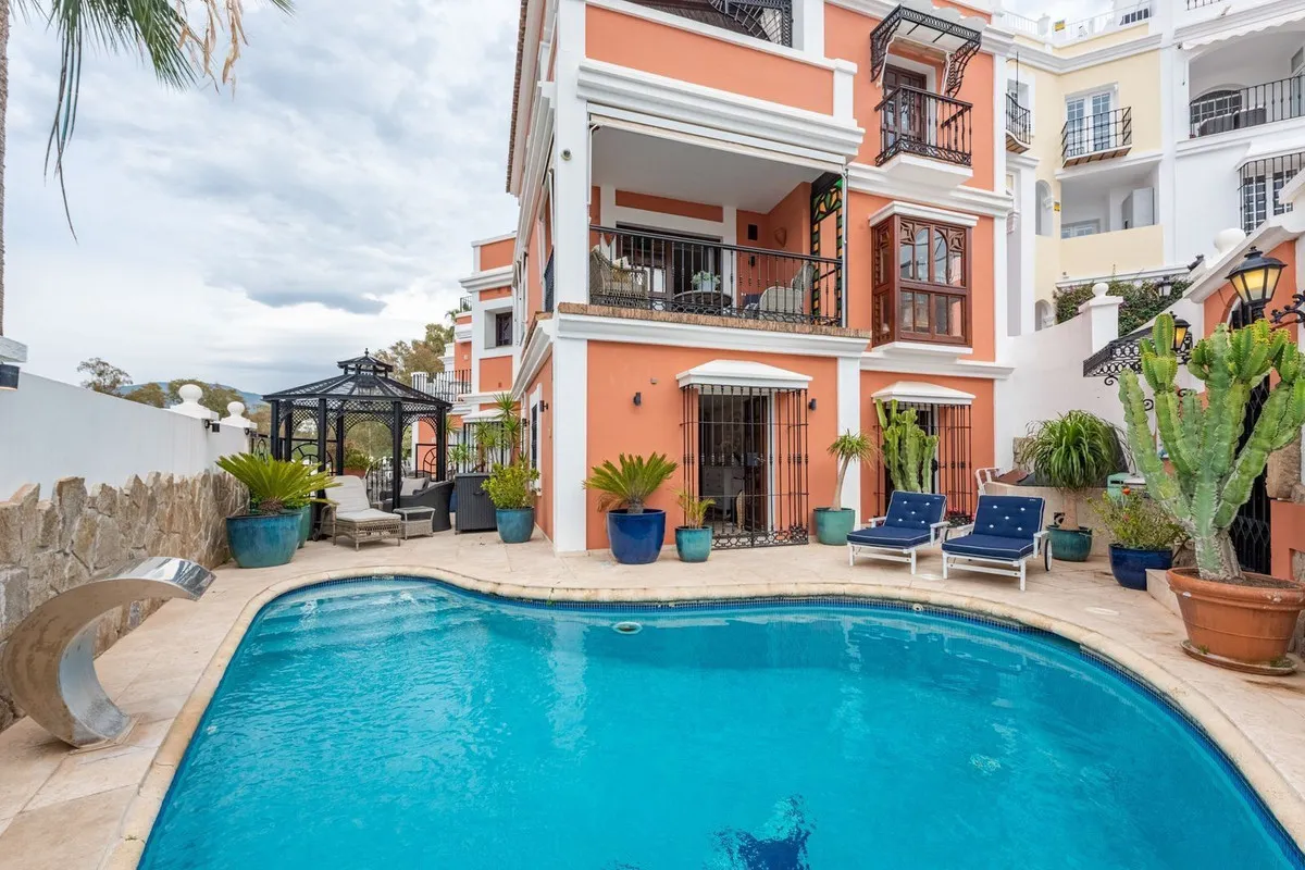 dc73c155-74b3-4c74-a138-766ceaa4f423