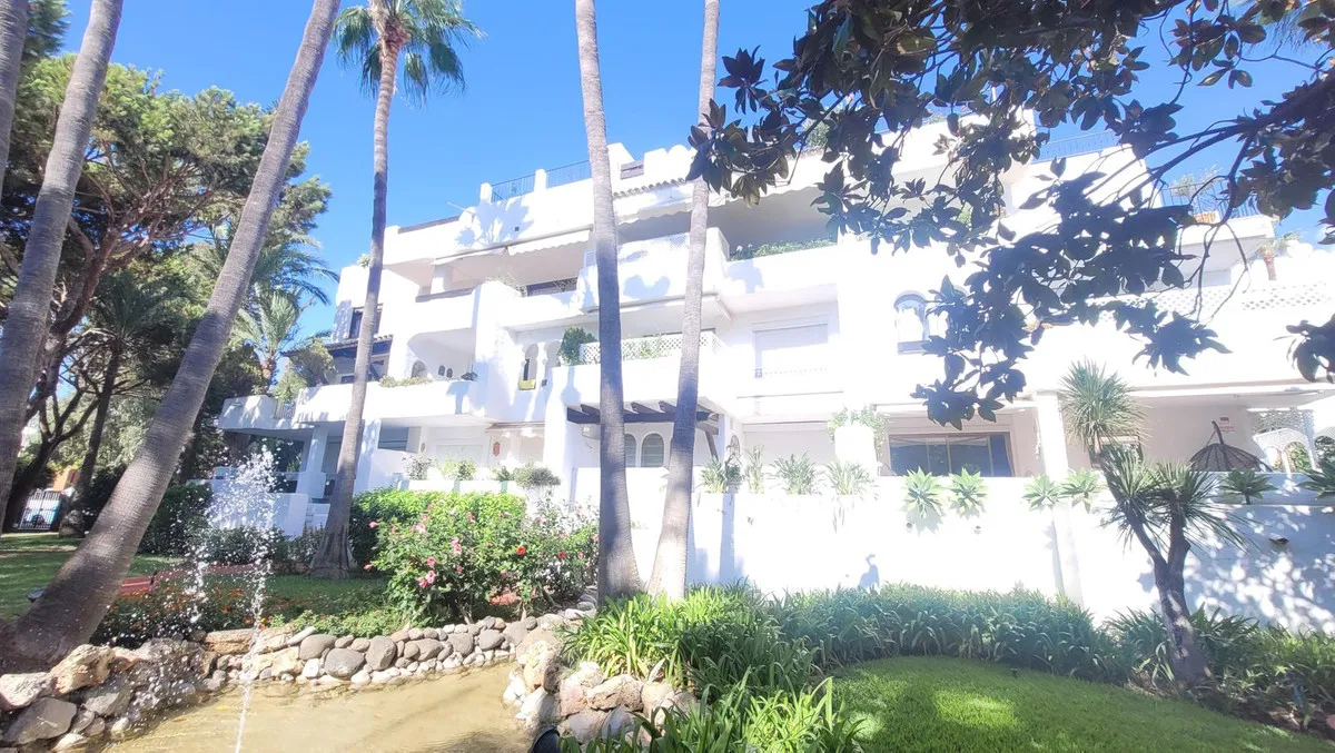 8141f178-2f9f-4ea1-ae45-4e9f0c303c4c