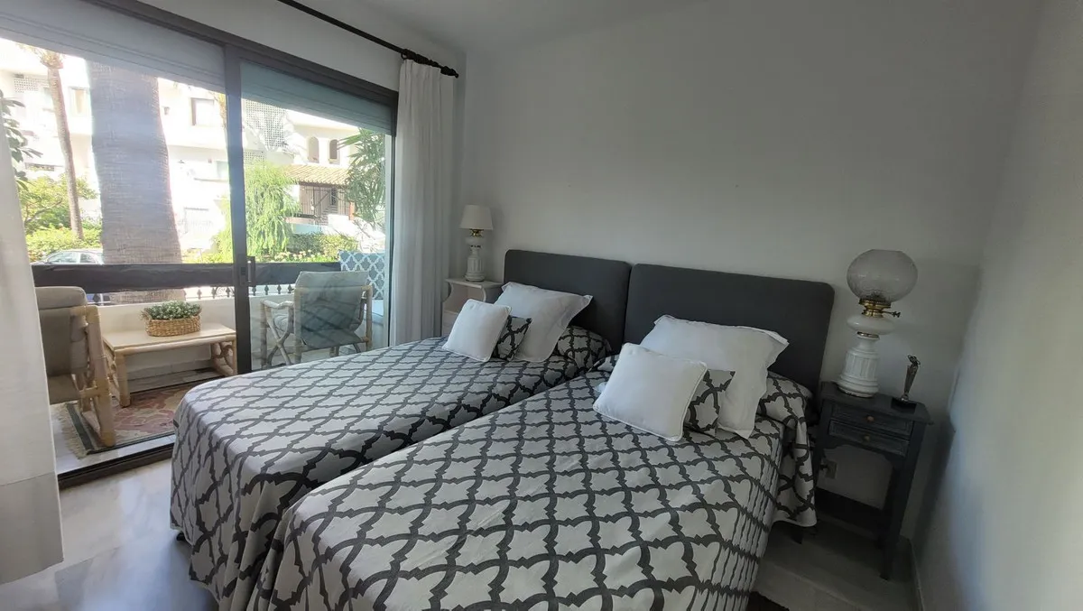 c136d29b-8cd4-4f34-9e3d-b98ae84a698c