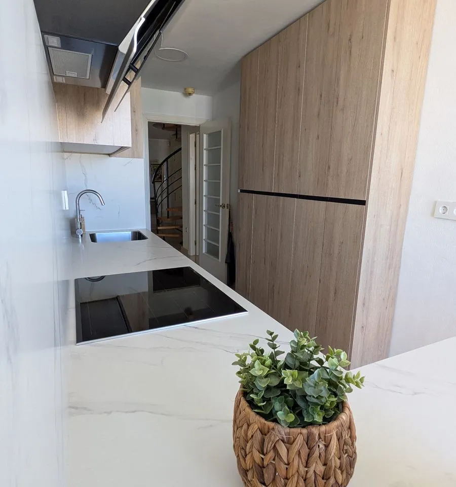 a4b30315-d634-41e6-b87a-6e91e04993e2