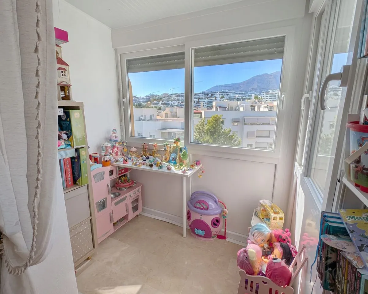 cbdfdb5f-1064-438a-9f91-2ecbf6189673