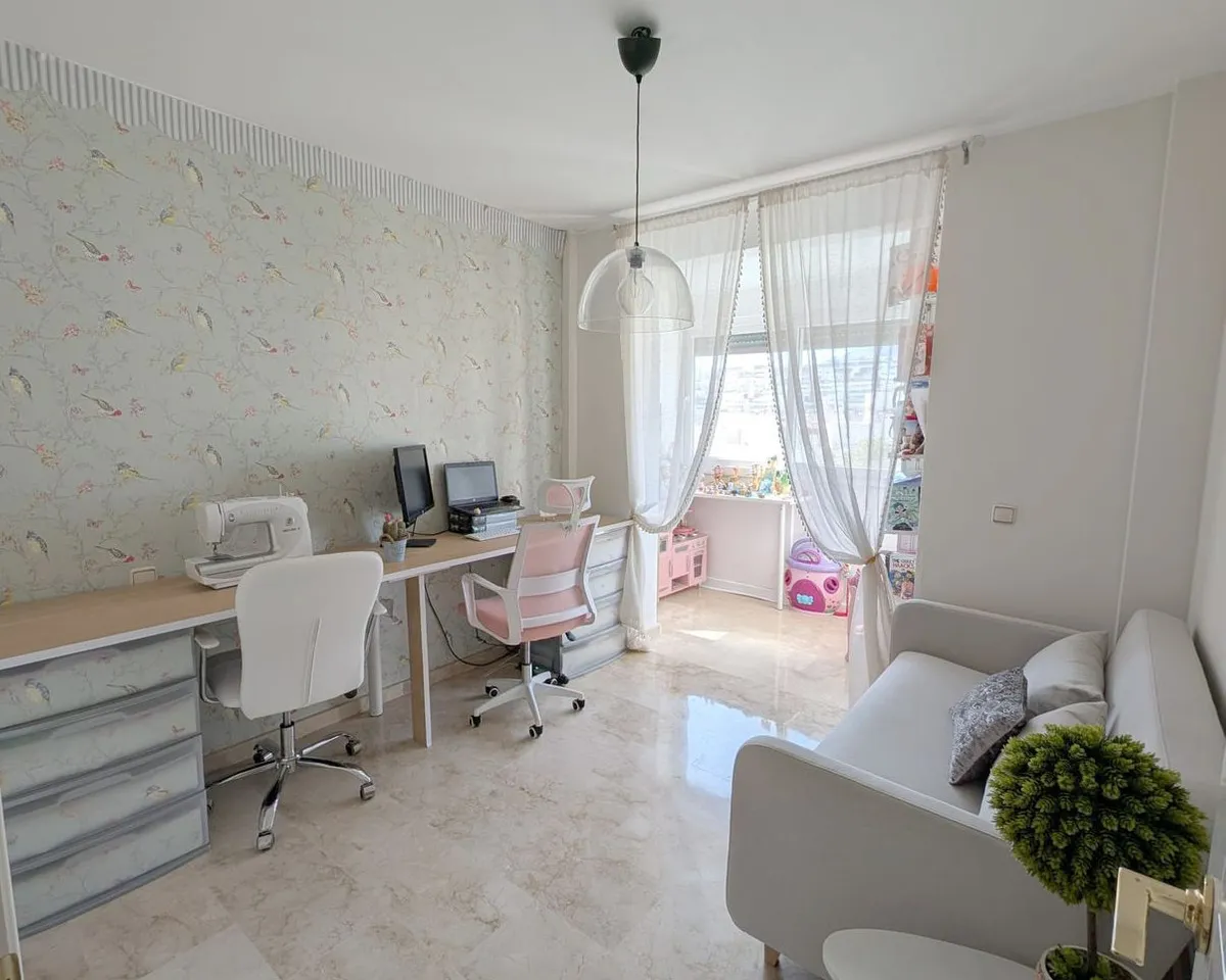 f73e3364-557f-4a3d-8f62-fa4842ee517d