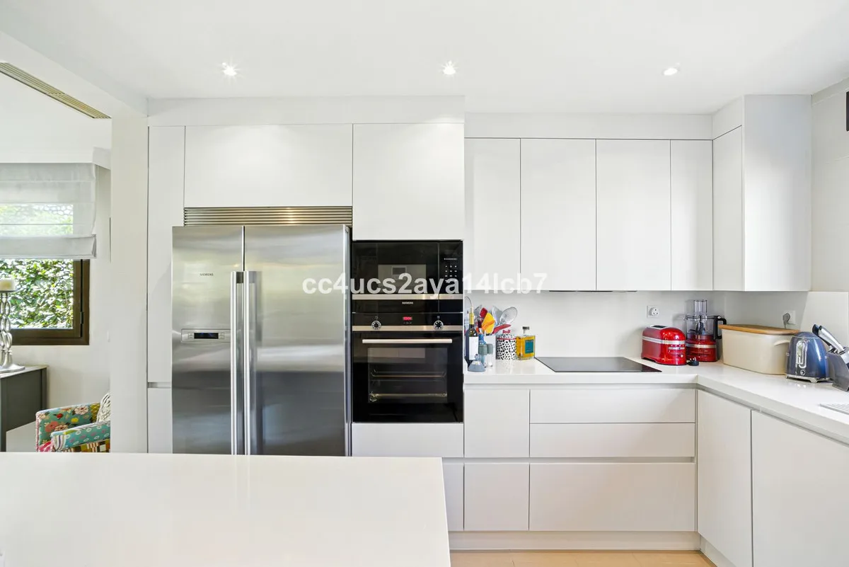 154a2477-03c3-4bbd-80da-ccd4880733ab