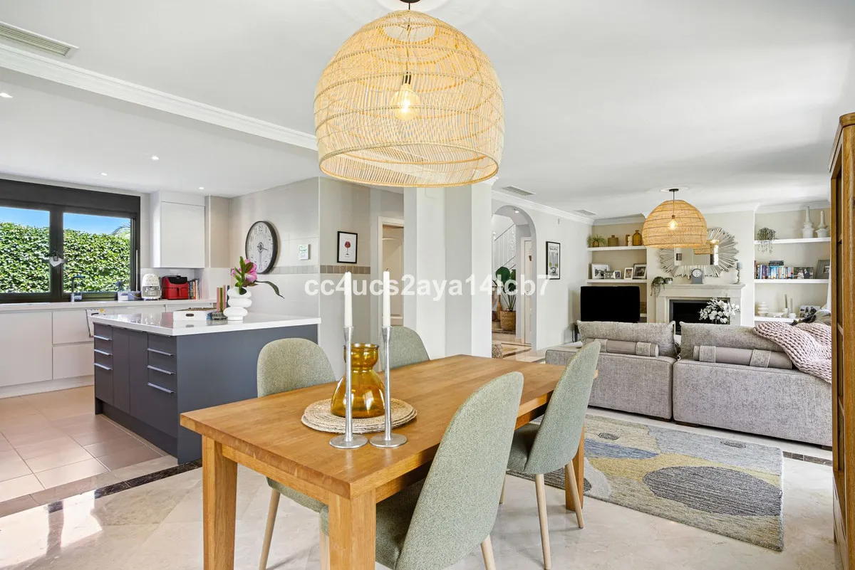 1a0fff8d-a632-431c-8506-5846708cc12f