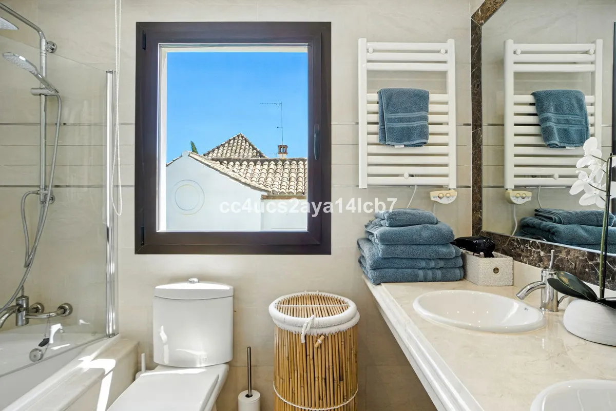 4d793459-8509-4672-95c5-b4ab10506f25