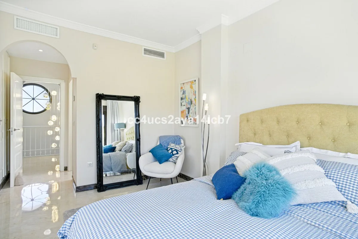 9e2ac3a3-11e5-4f31-a2b7-4ba2cafccc96