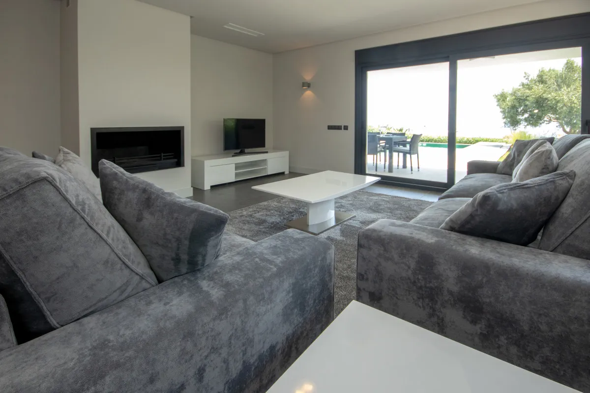 a9e5459d-dd9e-428b-b0b0-5510b61ee57c